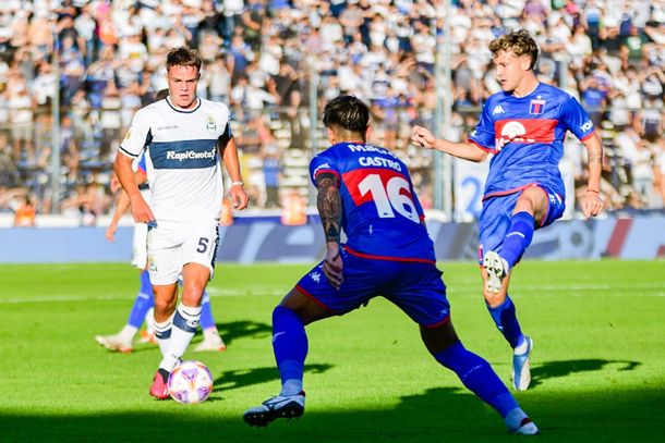 Liga Profesional de Fútbol: Tigre se lo empató sobre la hora a Gimnasia en La Plata
