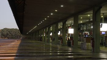 para la uta, la adhesion al paro en el transporte es del cien por ciento para la uta, la adhesion al paro en el transporte es del cien por ciento