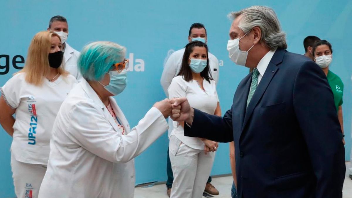 Alberto Fernández presenta un proyecto de ley para jerarquizar a enfermeros