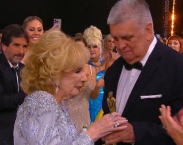 El particular destalle en la silla de Mirtha en los Martín Fierro que no pasó inadvertido