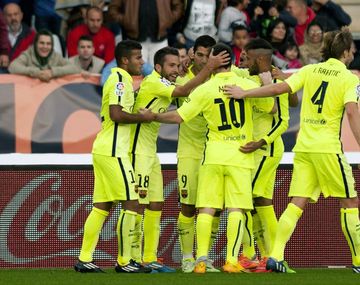 Messi no pudo con Zarra pero Barcelona se lo dio vuelta al Almería