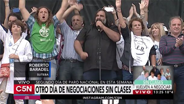 Baradel ratificó el paro docente y le dijo a Vidal que guarde la plata en el bolsillo