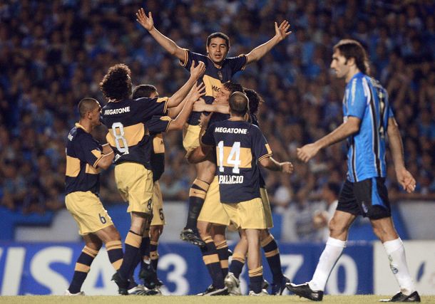Revelaron el motivo por el que Boca usó shorts amarillos en la final de la Copa Libertadores 2007