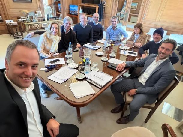 Sin Javier Milei, se reunió la mesa política del Gobierno en pos de avanzar con nuevas reformas