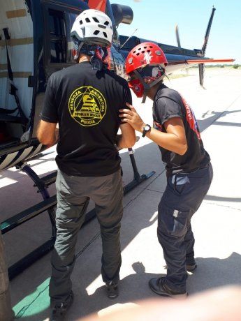 Mendoza: una turista y su instructor cayeron de un parapente y sufrieron heridas graves