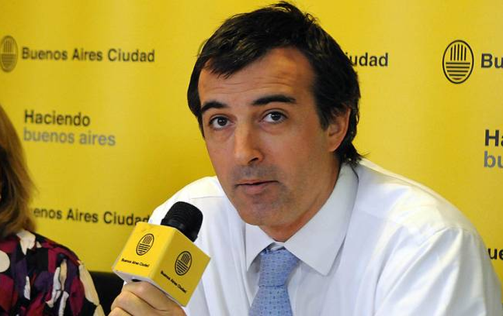 La peor manera de defender la escuela pública es cerrándola