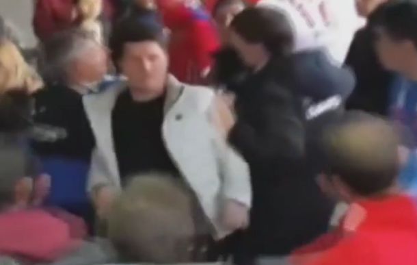 VIDEO: Así fue la cobarde agresión a la familia de Messi en plena final