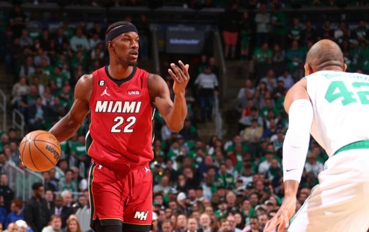 Con Butler encendido, Miami venció de visitante a Boston en la primera final del Este