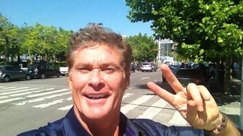 un ex baywatch esta de paseo por la argentina un ex baywatch esta de paseo por la argentina