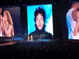 el emotivo homenaje que shakira le hizo a gustavo cerati en velez: el video el emotivo homenaje que shakira le hizo a gustavo cerati en velez: el video