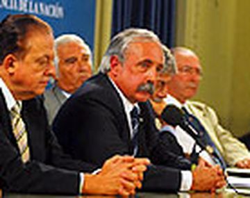 Reunion campo-gobierno