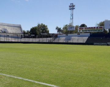 Estadio Centenario de Quilmes - Crédito:&nbsp;@qacoficial
