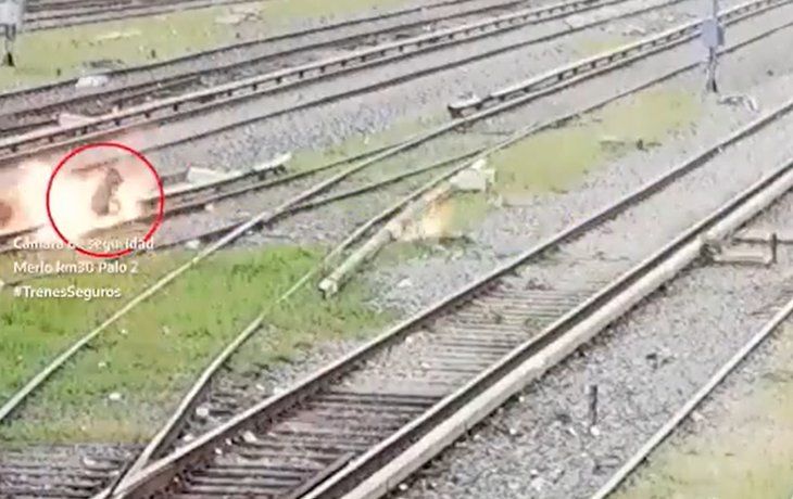 Intentó robar cables y provocó una explosión en el Tren Sarmiento