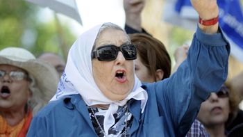 hebe de bonafini: los de faunen son todos viejos, truchos y traidores hebe de bonafini: los de faunen son todos viejos, truchos y traidores