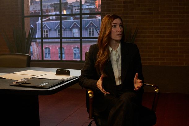 Sarah Levy en Surreal Estate Sarah Levy en Surreal Estate