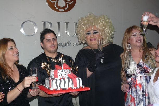 La Barbie cumplió años y lo festejó a puro champagne