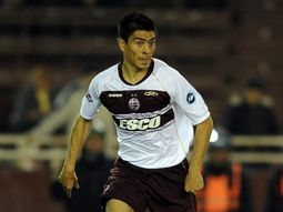 polemica en el torneo final: ¿a lanus lo ayudan los arbitros? polemica en el torneo final: ¿a lanus lo ayudan los arbitros?