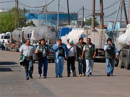 La protesta se extendió a las refinerías La protesta se extendió a las refinerías