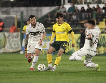 Platense lo dio vuelta y venció 2-1 a Defensa y Justicia en Florencio Varela