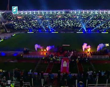 VIDEO: Así fue el recibimiento en la final de la Copa Argentina