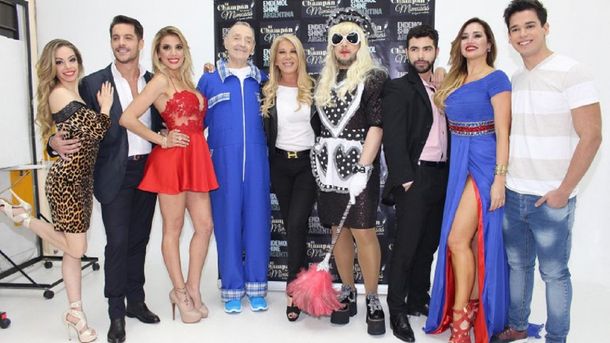 El champán las pone mimosas arranca una gira por Buenos Aires