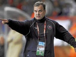 Bielsa es seguido de cerca por el Lille de Francia Bielsa es seguido de cerca por el Lille de Francia