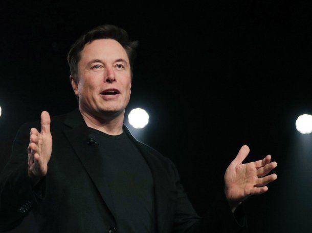 Elon Musk echó al CEO de Twitter