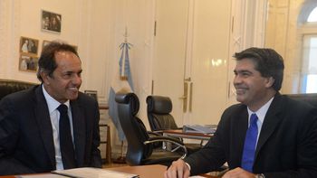 capitanich, ironico con scioli: dime con quien andas y te dire quien eres capitanich, ironico con scioli: dime con quien andas y te dire quien eres