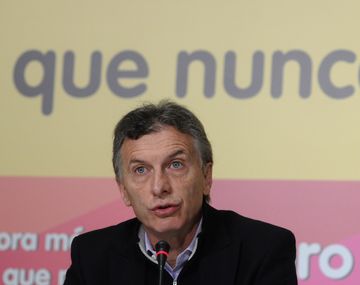 El Gobierno acusa a Macri de ser parte del operativo que ordenó Bonadio por Hotesur