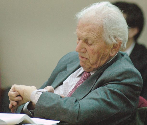 Fundaleu negó la muerte del padre de la reina Máxima Zorreguieta