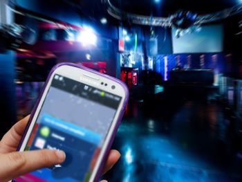 Buscan que se denuncie por celular las irregularidades en boliches porteños