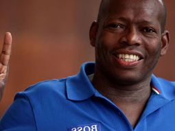 gloria del futbol lanza linea de preservativos gloria del futbol lanza linea de preservativos