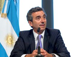 randazzo: hoy los trenes son como un falcon modelo 60 randazzo: hoy los trenes son como un falcon modelo 60