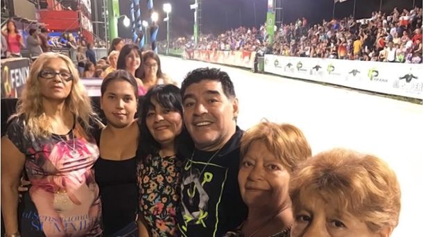 Diego Maradona en el carnaval de Corrientes