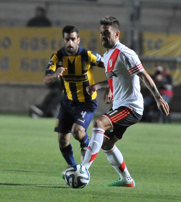 Rosario Central frenó al imparable River y lo eliminó en cuartos de final