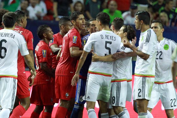 VIDEO: Reviví las jugadas que desataron el escándalo entre México y Panamá