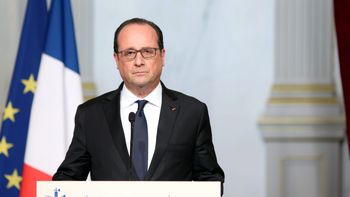 hollande apunto contra el estado islamico por los ataques terroristas hollande apunto contra el estado islamico por los ataques terroristas