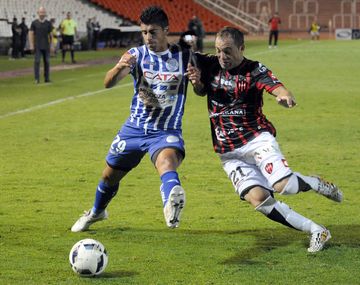 Godoy Cruz venció a Patronato y sigue prendido en la lucha por el torneo