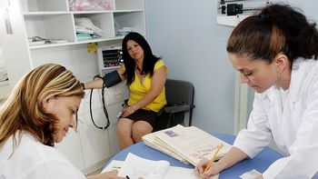 paro de clinicas deja sin atencion a 5 millones de afiliados paro de clinicas deja sin atencion a 5 millones de afiliados