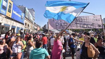 la ciudad ofrecio otro espacio para los manteros y levantaran el corte la ciudad ofrecio otro espacio para los manteros y levantaran el corte