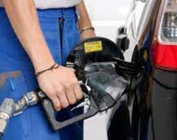 Playero robaba datos de tarjetas de clientes y hacía compras virtuales