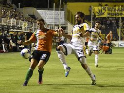 Olimpo golpeó en el final y festejó Olimpo golpeó en el final y festejó