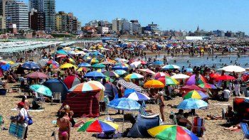 Mar del Plata se prepara para el verano. Mar del Plata se prepara para el verano.