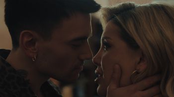 wanda nara revelo como fue grabar las escenas intimas con agustin bernasconi