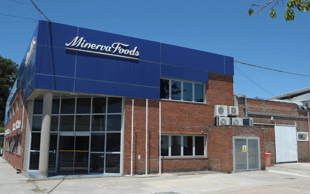 La Comisión de Promoción y Defensa de la Competencia deberá definir si la fusión Minerva-Marfrig es un riesgo para la industria frigorífica uruguaya.