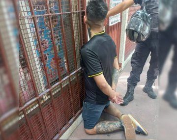 Ciudad Evita: policía abatió a dos delincuentes que le pegaban a su mamá y hermana para robarles el auto
