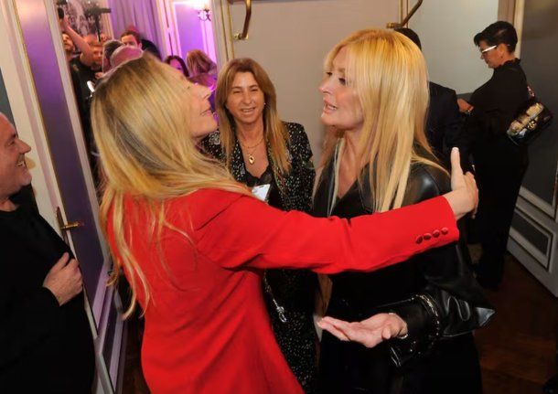 Karina Milei y Yuyito González se cruzaron en el Hotel Hilton.