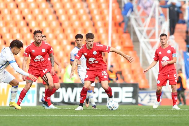 Godoy Cruz y Belgrano igualaron sin goles en Mendoza