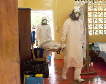 Al menos 20 pacientes con Ébola escaparon de un centro de aislamiento en Liberia