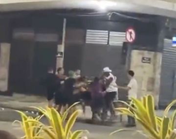 Violenta nueva emboscada de barras de Fluminense a hinchas de Boca